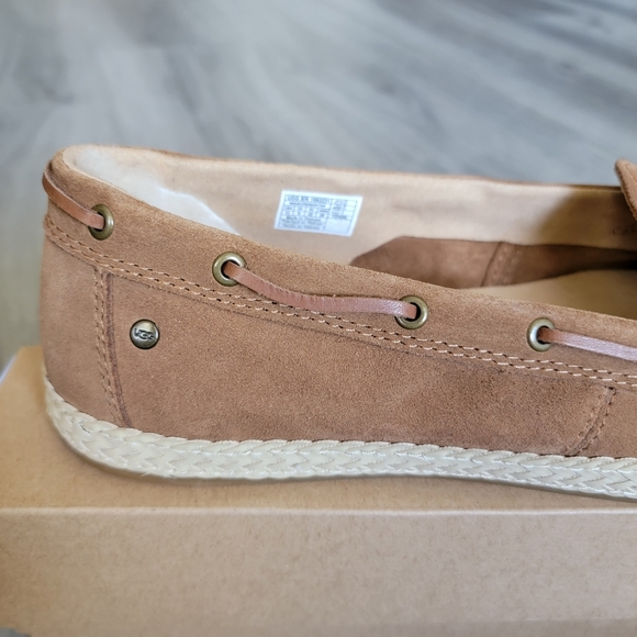 UGG Channtal Loafer - Picture 3 of 9